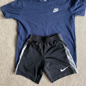 Kid's Nike Bundle, Medium Navy Shirt and XS Black Shorts‎